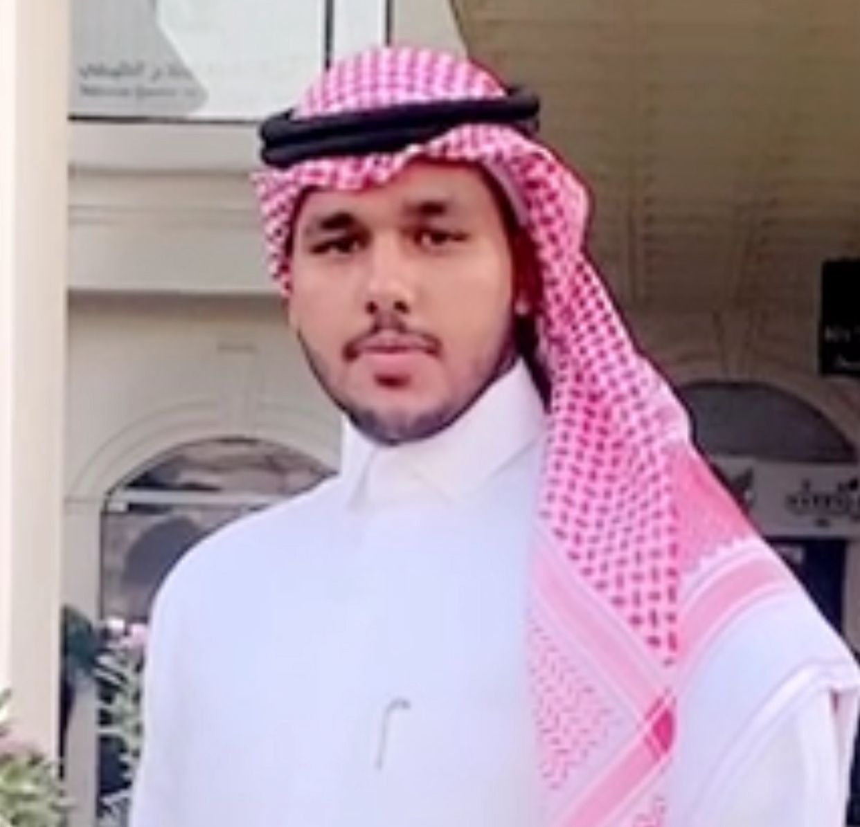 المطور